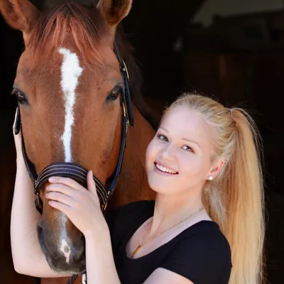 Freies-Lehrzentrum-EWV-Esther-Weber-Voigt-Team-Dozenten-FabienneMader