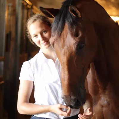 Freies-Lehrzentrum-EWV-Esther-Weber-Voigt-Team-Dozenten-Simone-Hirtreiter